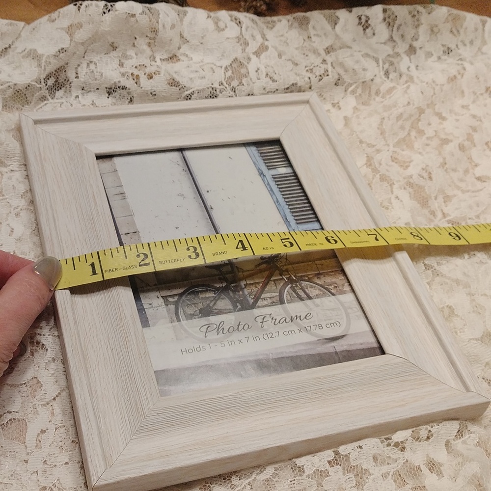 ⚜️ Whitewashed Photo Frame Set - Picture 6 of 7